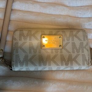 Michael Kors Cream Wallet with Wrist Strap